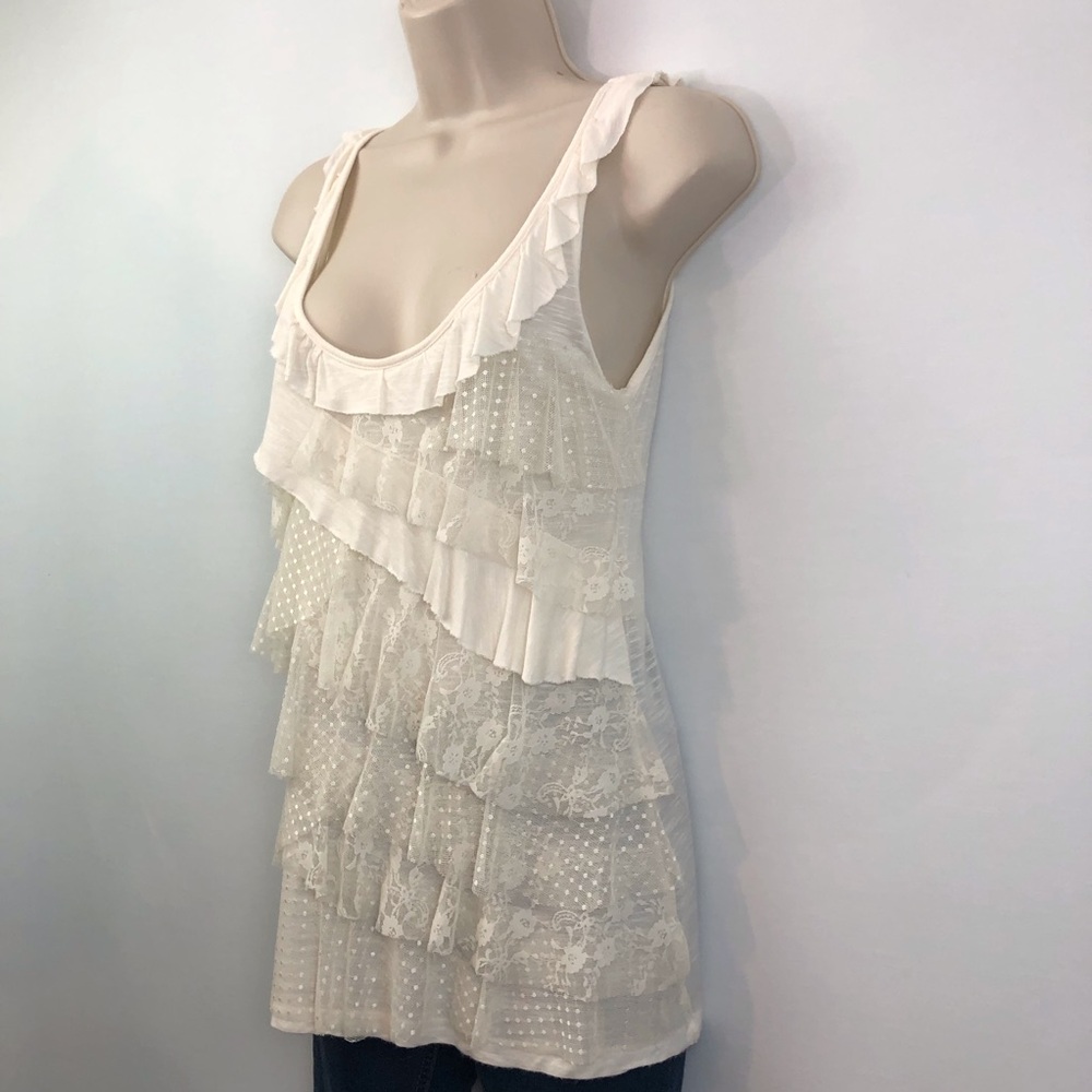 Eyeshadow Multi Layer Lace Front Tank Top - Picture 7 of 15